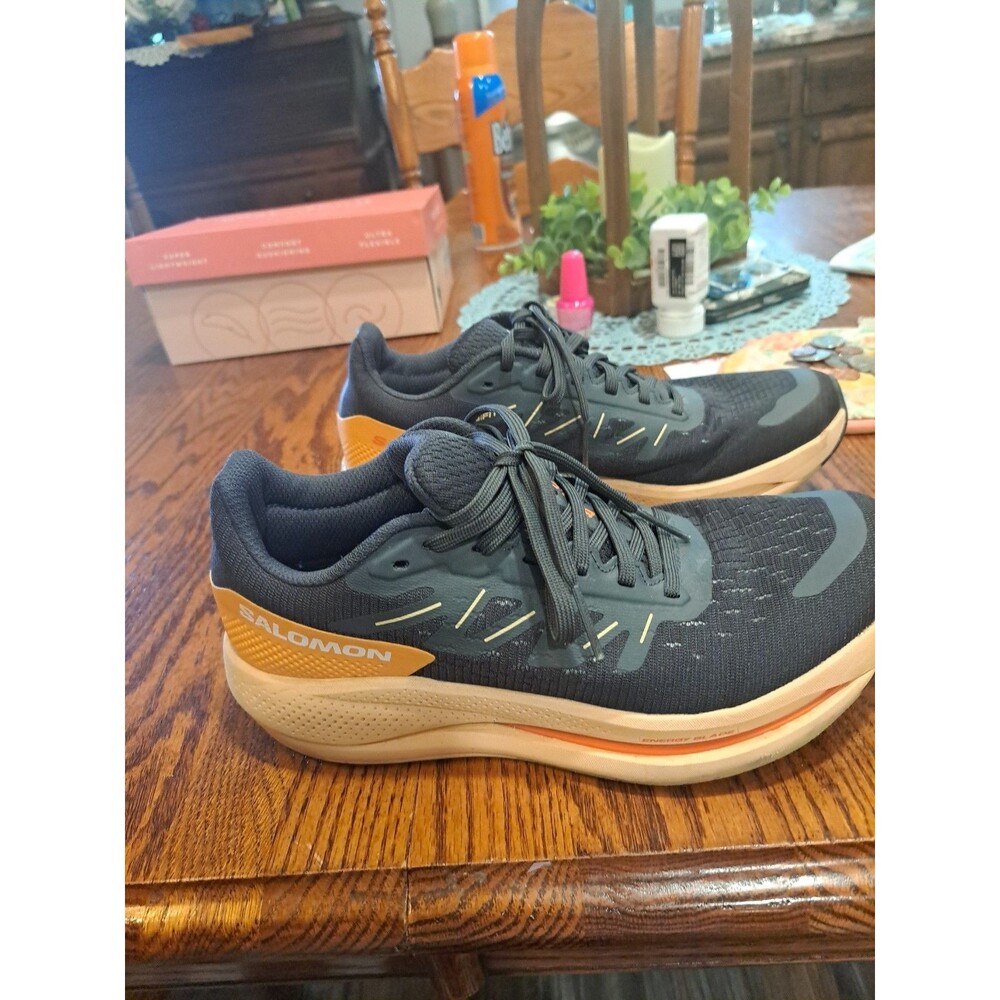 ON Cloudflow Running Shoes Sneakers Black Gray Mesh Lace Up Womens Size 8 - Picture 10 of 10